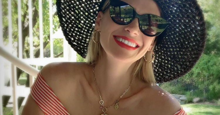 Instagram | @januaryjones