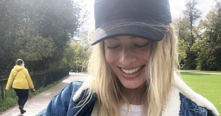 Instagram | @margotrobbie