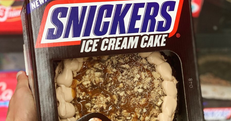 Instagram | @snacksanta