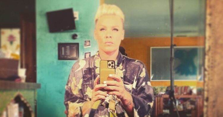 Instagram | @pink