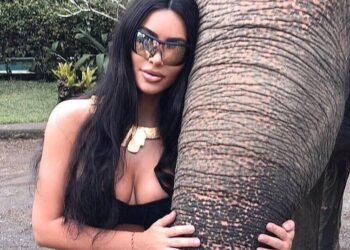 Instagram | @kimkardashian