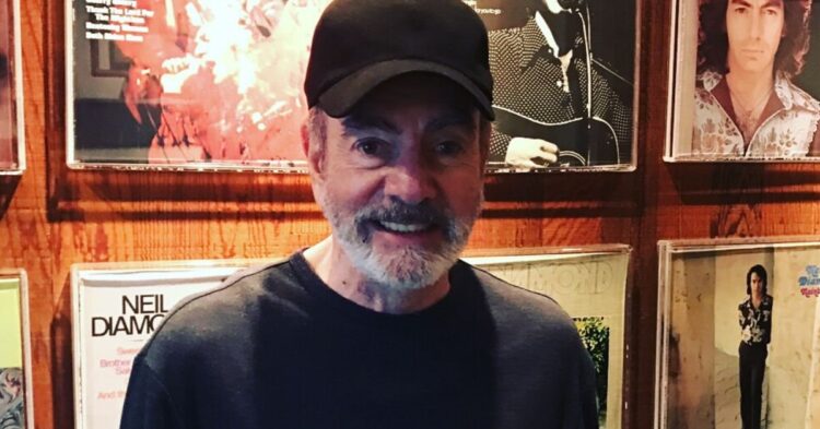 Instagram | @neildiamond