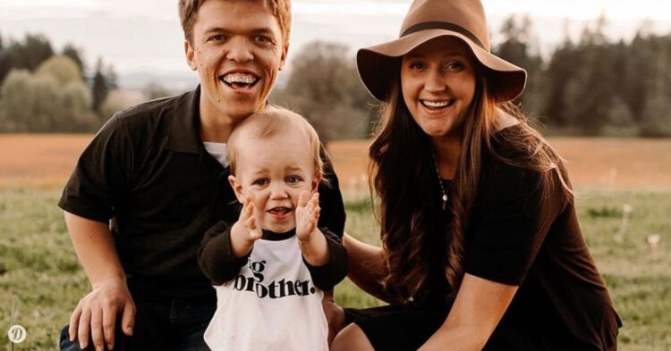 Instagram | @toriroloff