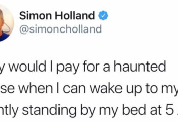 Twitter | @simoncholland