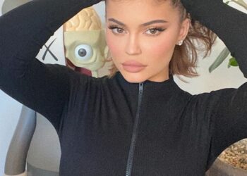 Instagram | @kyliejenner