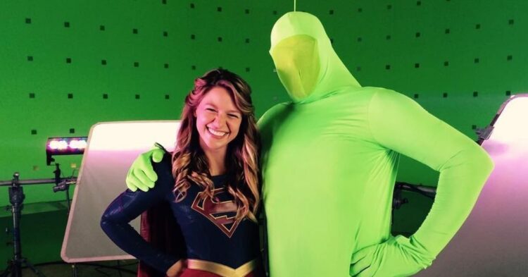 [Instagram | @https://www.instagram.com/p/BVBV7Qwjq8z)melissabenoist](