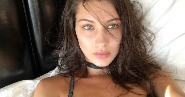 Twitter | @ELLEmagazine