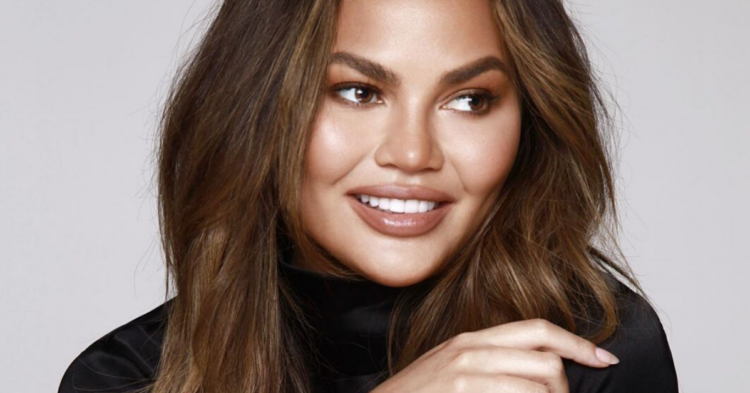 Instagram | @chrissyteigen