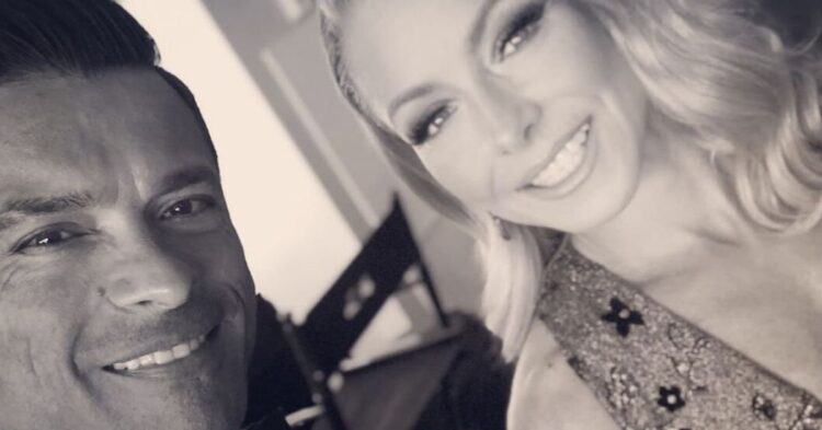 Instagram | @kellyripa