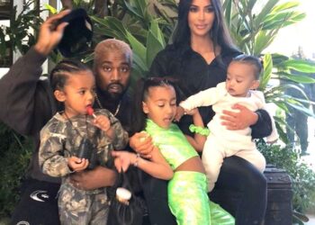 Instagram | @kimkardashian