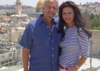 Instagram | @catherinezetajones
