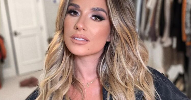Instagram | @jessiejamesdecker