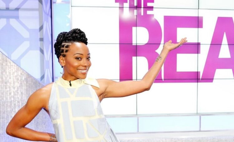 Erica Ash posing on TV show