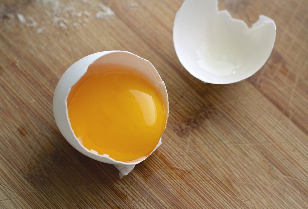egg, cracked, ingredient