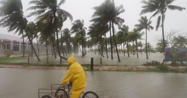 Hurricane Milton flood in Florida via YouTube