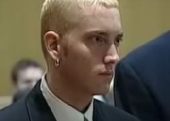 Eminem at court sentencing in 2000 via YouTube
