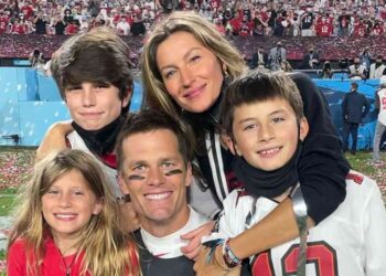 Tom Brady, Gisele, and their kids