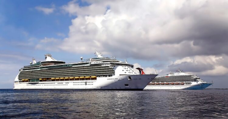 Cruise ship (MyLoupe/Universal Images Group via Getty Images)