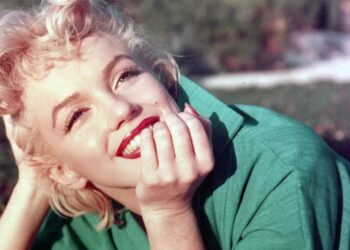 Marilyn Monroe with her iconic blonde hair and glamorous look