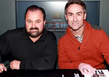 Mike Wolfe and Frank Fritz