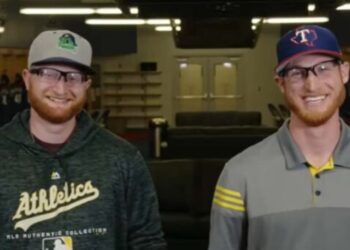 Two ‘identical’ baseball players