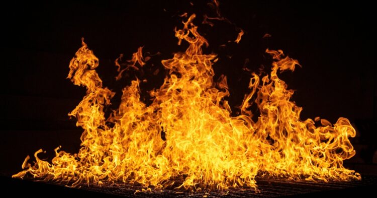 Fire flames (Photo by Ricardo Gomez Angel via Unsplash)