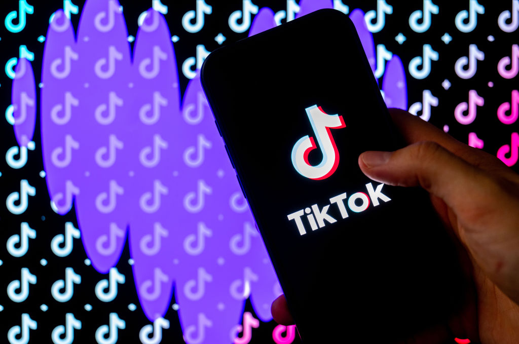 Tiktok and Deezer