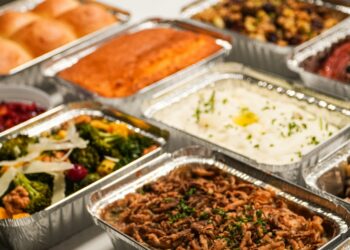 Thanksgiving dinner (Photo by Ana Maltez via Unsplash)