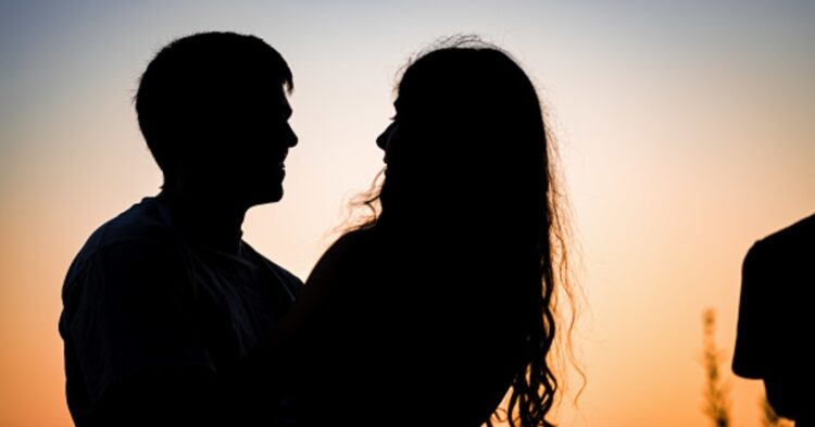 Couple Silhouette (Photo by Diego RadamÈs/SOPA Images/LightRocket via Getty Images)