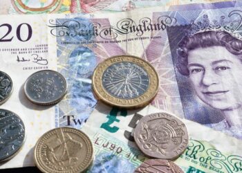 A surge in the US-style tipping system in the UK