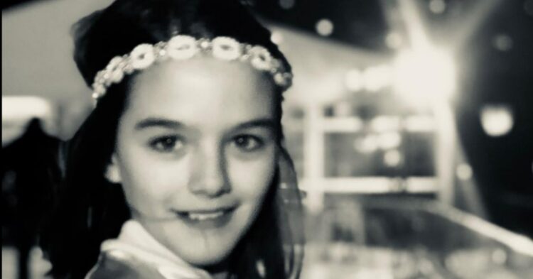 Katie Holmes defends Suri Cruise from false reports