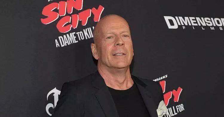 Bruce Willis at Sin City premiere (Charley Gallay/Getty Images for The Weinstein Company)