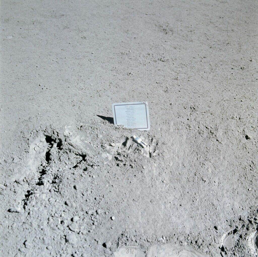 Plaque on the moon