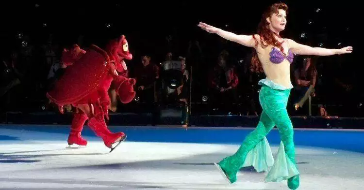 Disney on Ice star identified in American Airlines crash