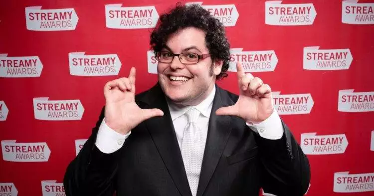 Josh Gad opens up about his weight loss journey