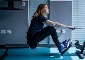 Sophie Pierce with cystic fibrosis rows across the Atlantic
