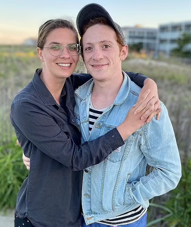 Ethan Slater and Lilly Jay (Instagram)
