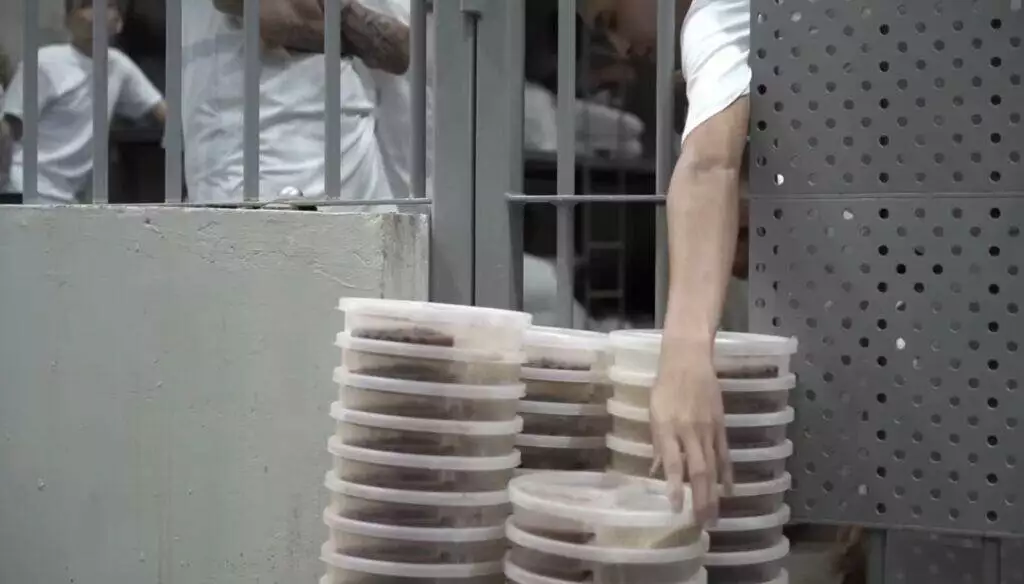 CECOT prison