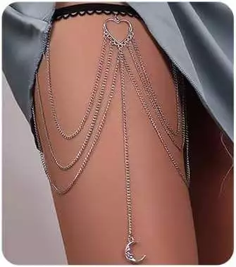 Moon and heart thigh chain (Chargances via Amazon)