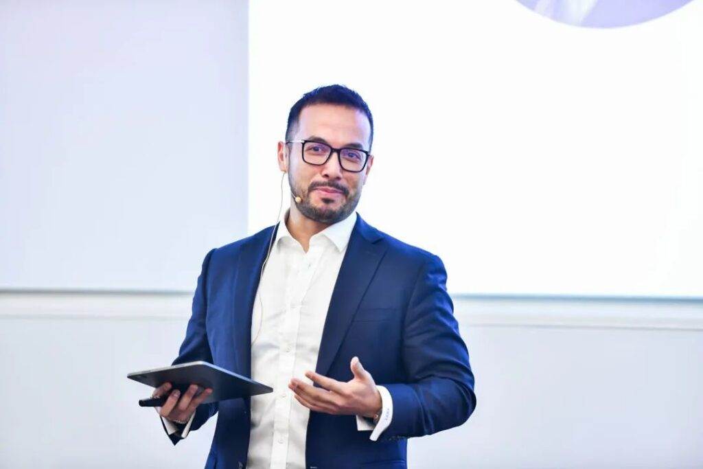 Alfredo Helu