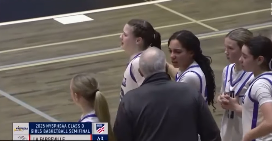 Girl standing up for her teammate after coach pulled her hair (WNYT)