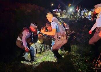 Rescue workers lining up for Honduras rescue operation