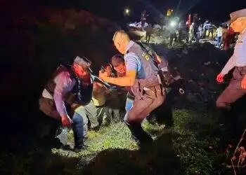 Rescue workers lining up for Honduras rescue operation