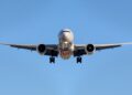 airplane in midair at daytime