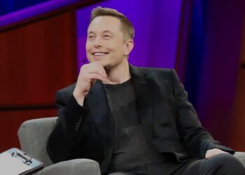 Vivian Jenna Wilson responds to Elon Musk's controversial post with striking response