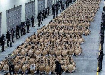 CECOT prison