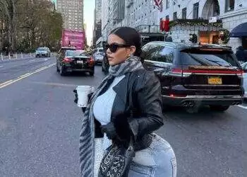 “This is literally what God gave me”: Plus-Size Woman Calls Out Disneyland Visitors for Filming Her on Rides After Needing Extra Seat