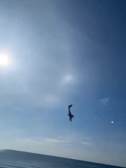 Plane filmed crashing into ocean in Thailand