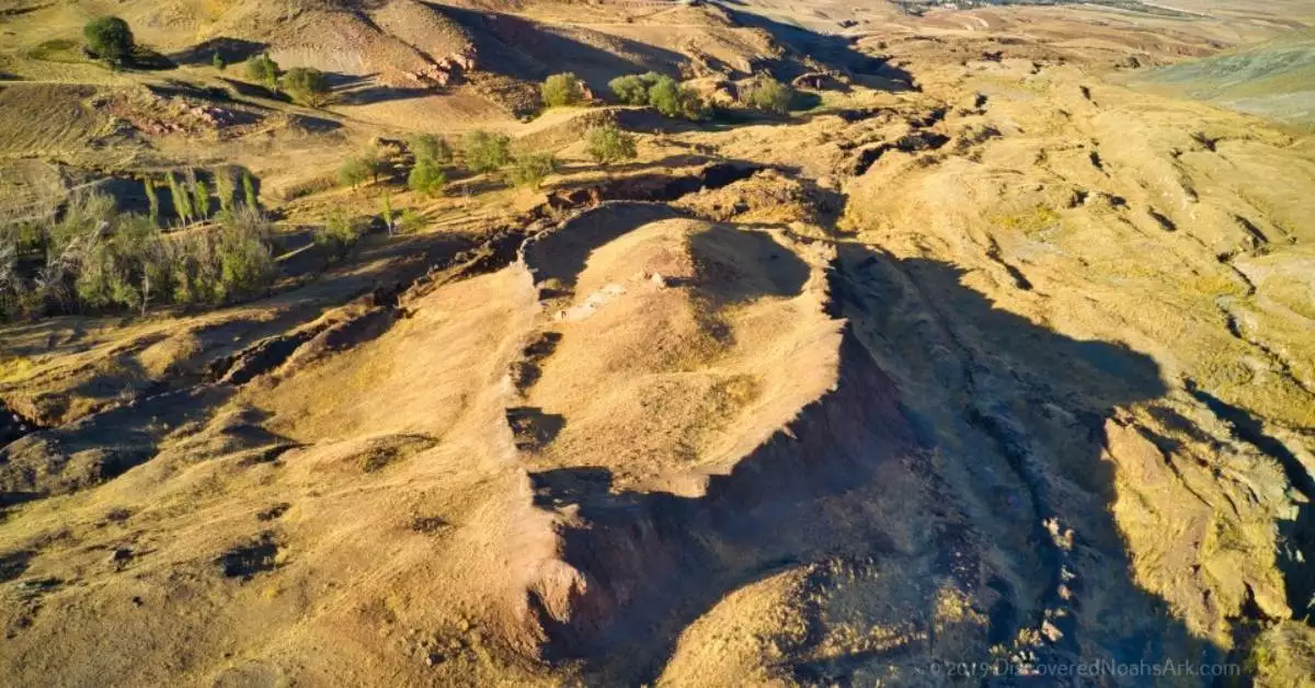 Durupinar formation in Turkey (Noah's Ark Scan)