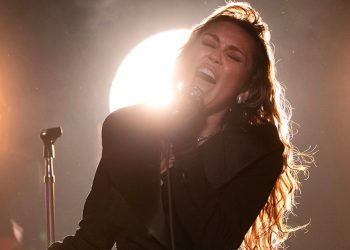 Miley Cyrus performing
